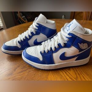 Nike Air Jordan 1 Blue Woman’s EUC